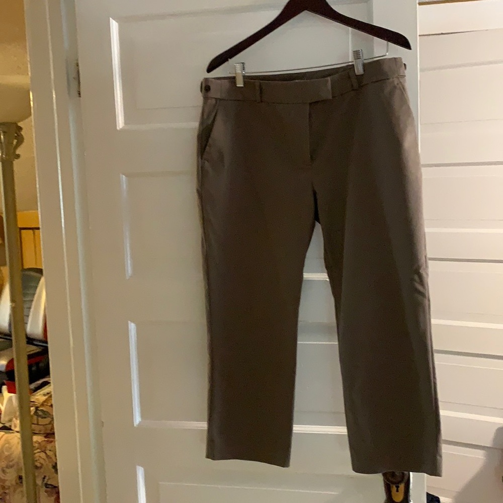 Gorgeous tan capris with belt detail